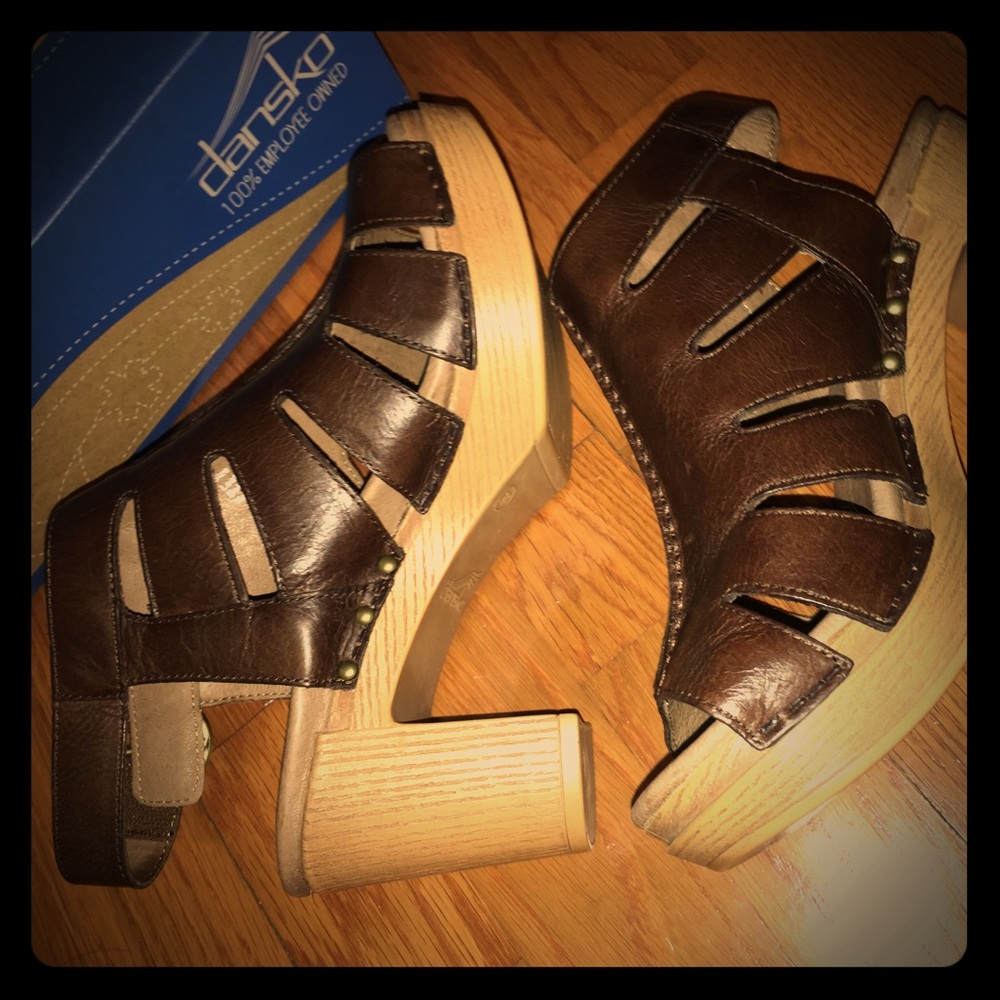 Dansko Vintage Pull Up Heels